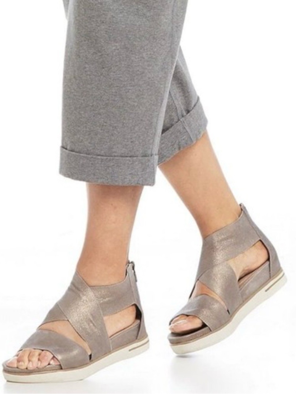 Eileen Fisher Metallic Champagne Leather Platform suede sneakers Sandals Size 8